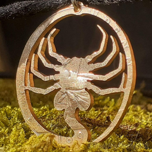 Load image into Gallery viewer, Aliens Face Hugger, Hand Cut Coin.