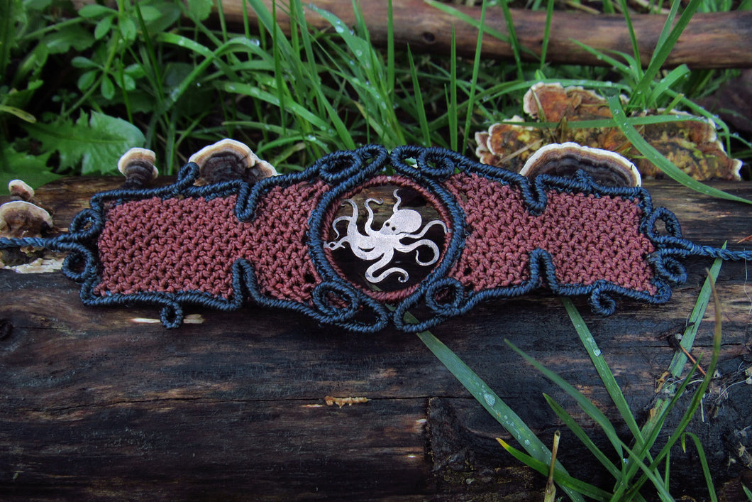 Steampunk Octopus Handcut Coin Design Adjustable Macrame Cuff Bracelet